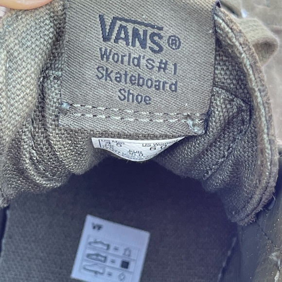 Vans Women’s Sk8-hi Moc Suede With Fringe - Picture 15 of 16